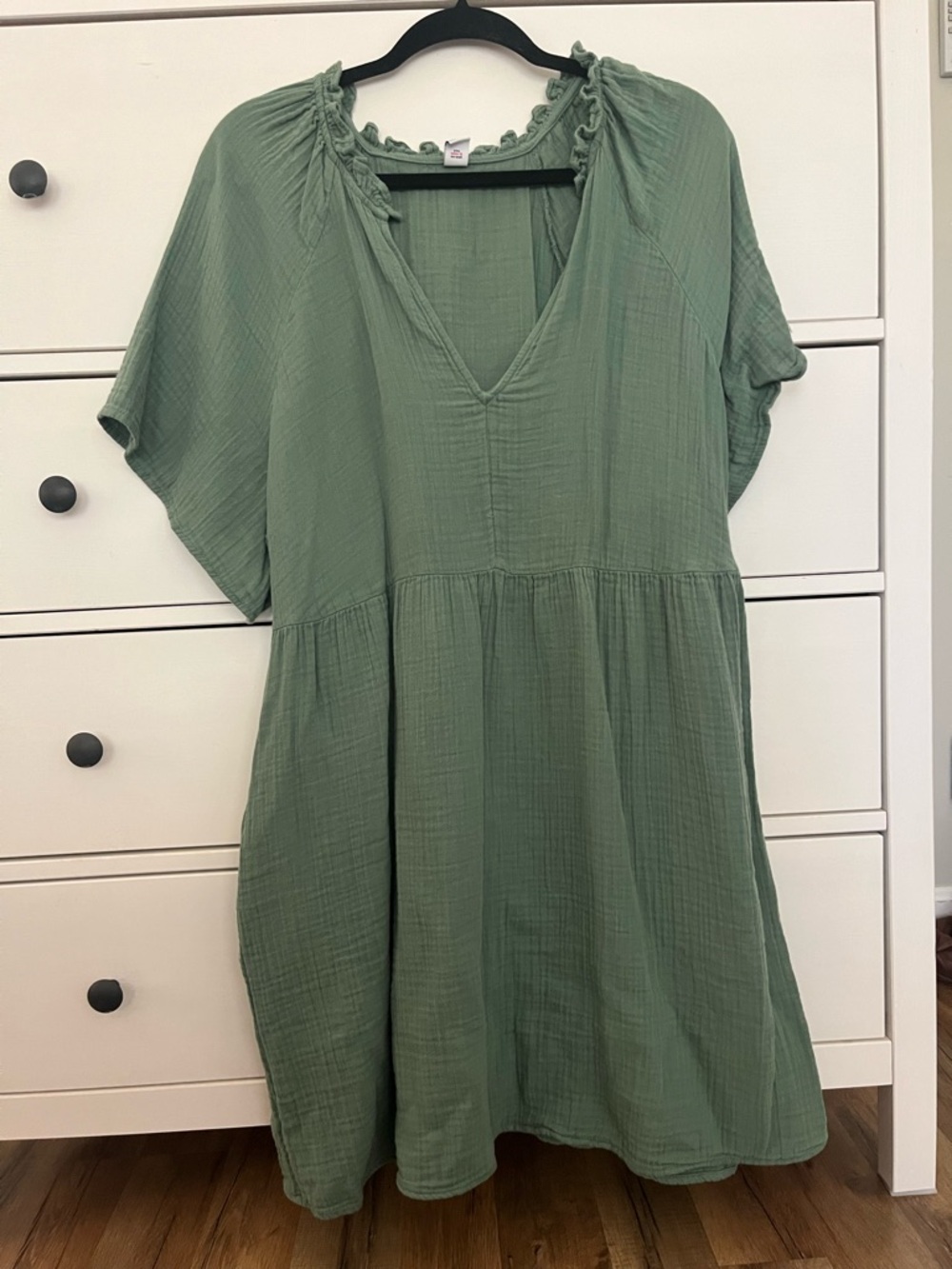 Old Navy Sage Green V-Neck Tunic Dress